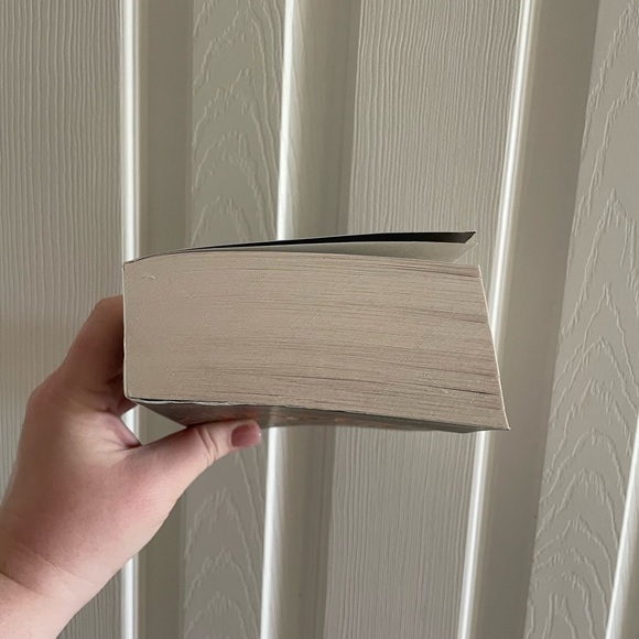 Iron Flame Book - Picture 2 of 5